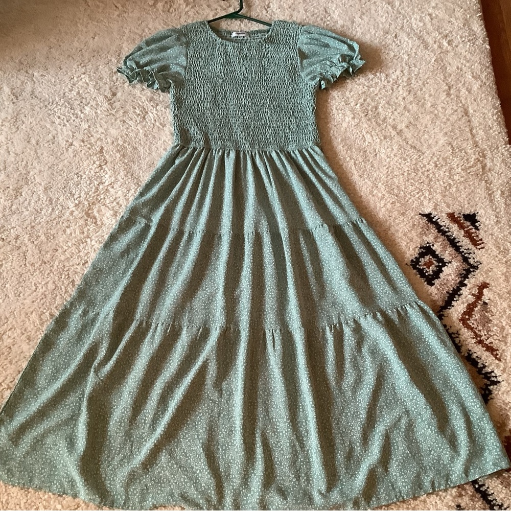 Zeagoo (Amazon) Lt Green Maxi Sundress w/Smocked Bodice & Puff Sleeves sz L Exc